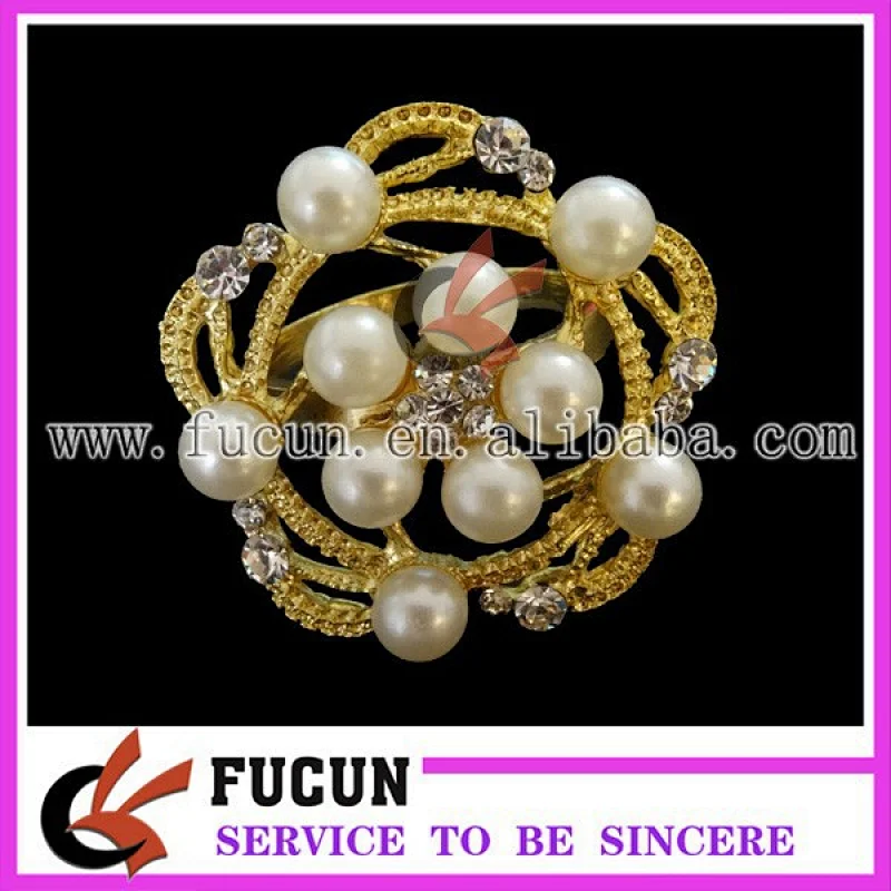 bulk gold plated wholesale pearl napkin ring wedding decoration