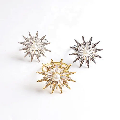 Guangzhou factory custom new design diamond glass pearl napkin ring for weddings