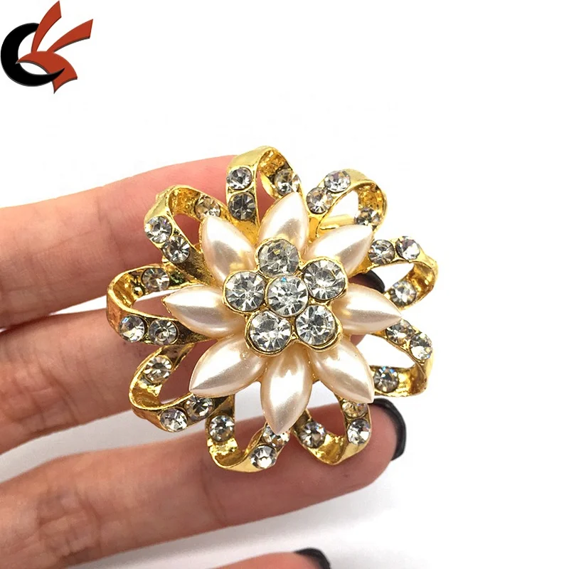 Korean high grade fashion women flower lapel pin magnetic rhinestone crystal pearl flower brooch pin