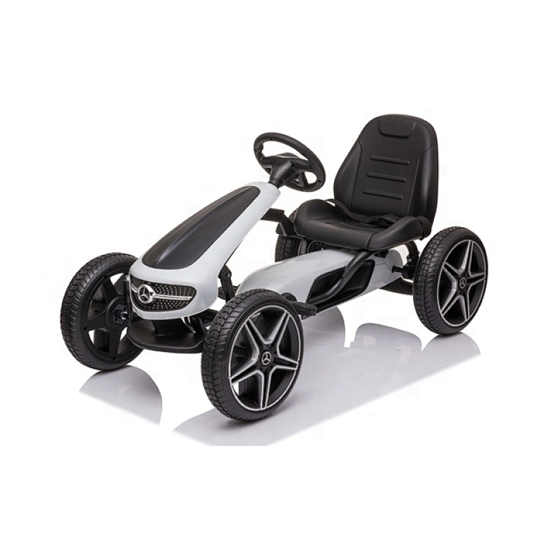 Go-kart Mercedes Benz con licenza