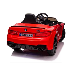 BMW M5 con licencia