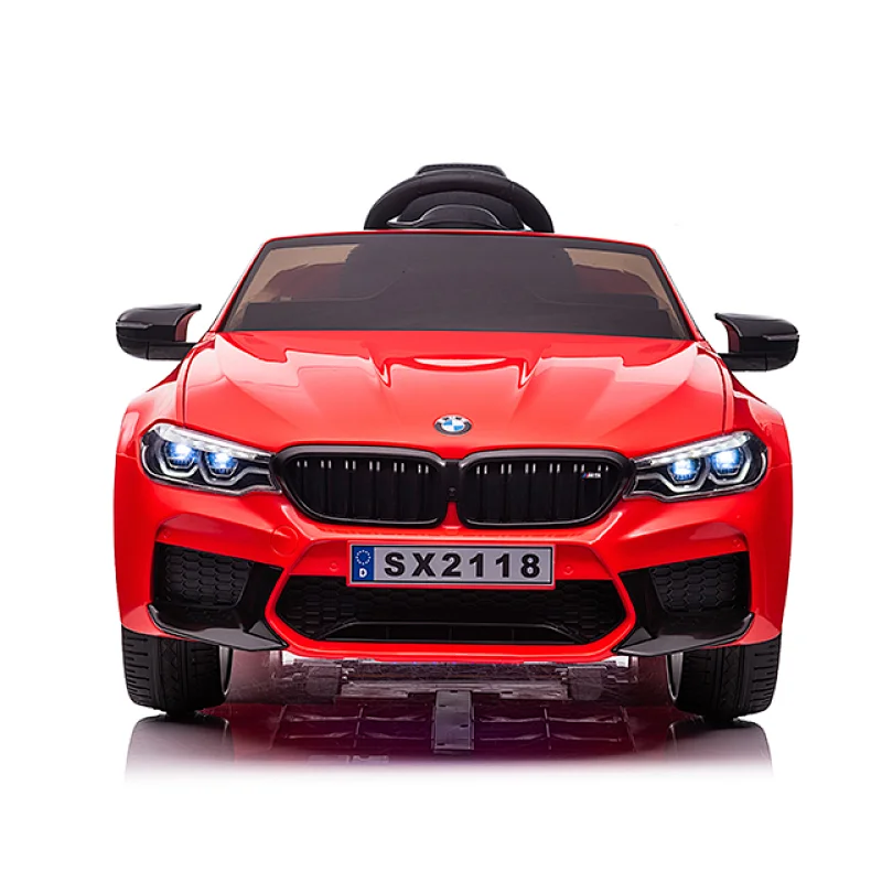 BMW M5 con licencia