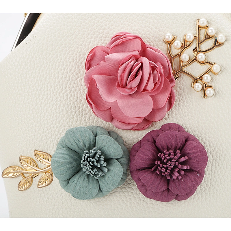 8458 floral and pearls decoration coin wallet fashion hot sale evening bag with metal frame
