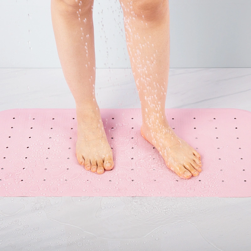 Natural rubber bathroom non-slip mat rectangular with suction cup can be customized baby bath mat