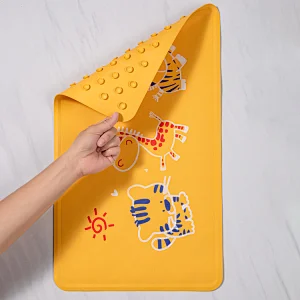 Customizable pattern logo anti slip bath mat with suction cup at bottom rubber bath mat