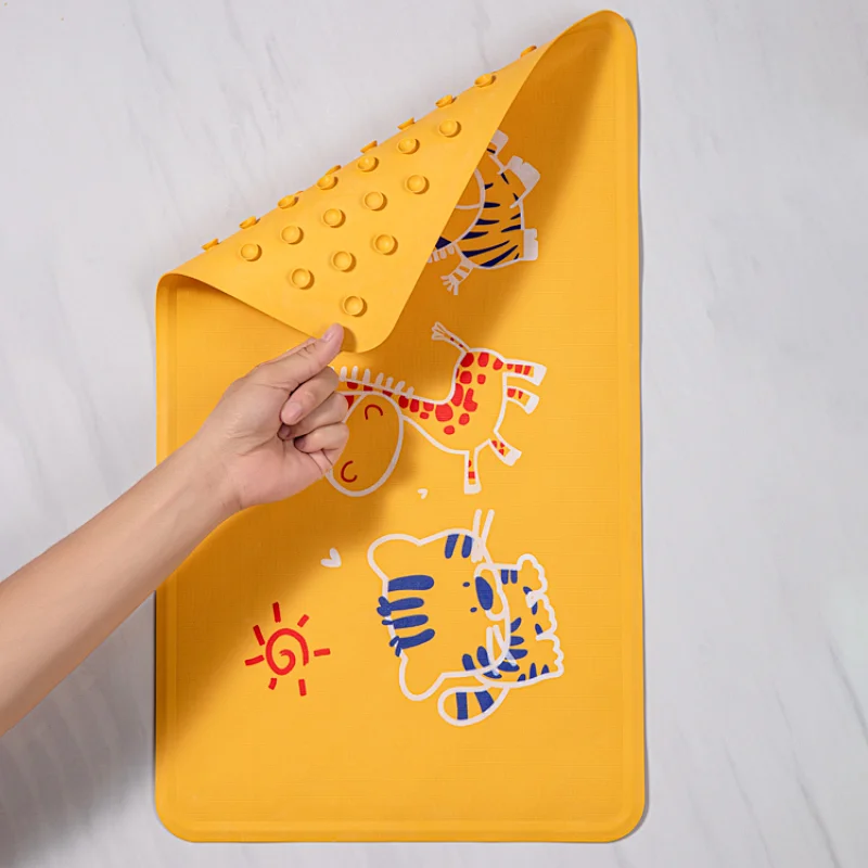 Customizable pattern logo anti slip bath mat with suction cup at bottom rubber bath mat