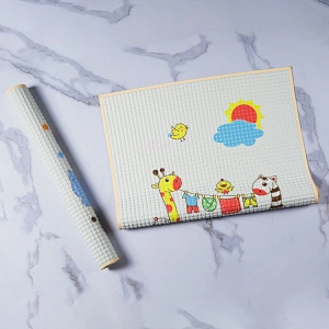 Carton baby waterproof sheet reusable natural breathable air filled rubber cot sheet