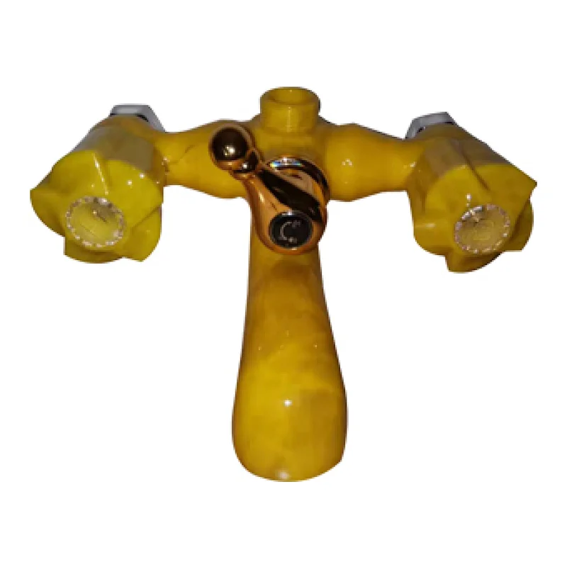 Plastic mixer