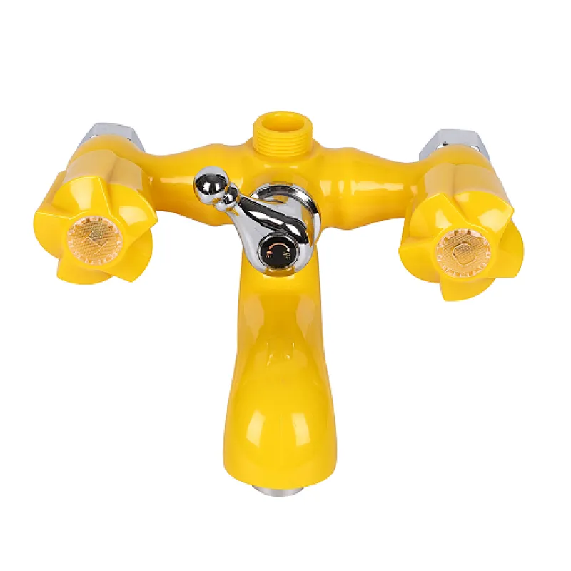 Plastic mixer