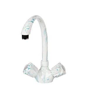 Plastic mixer