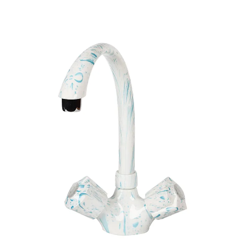 Plastic mixer