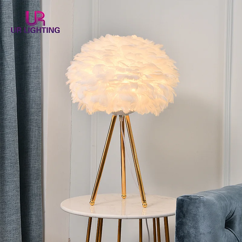 Luxury Design Home Goose Feather Night Decorative Tripod Standing LED Table Light