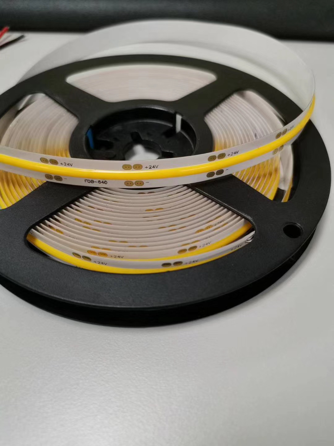 12V LED COB Strip Light Flexible 360LEDs 8mm