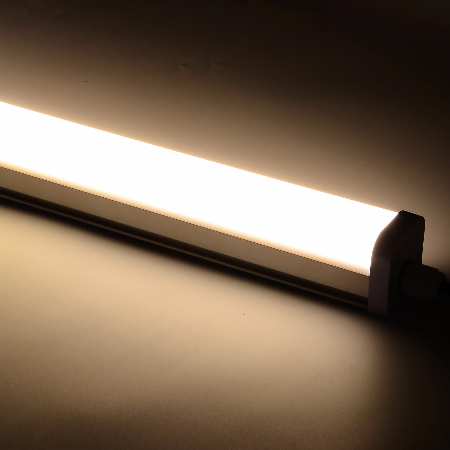 Mini IP66 LED Tri-Proof Light 4T40W LED Explosion Proof Light LED Vapor Tight Light