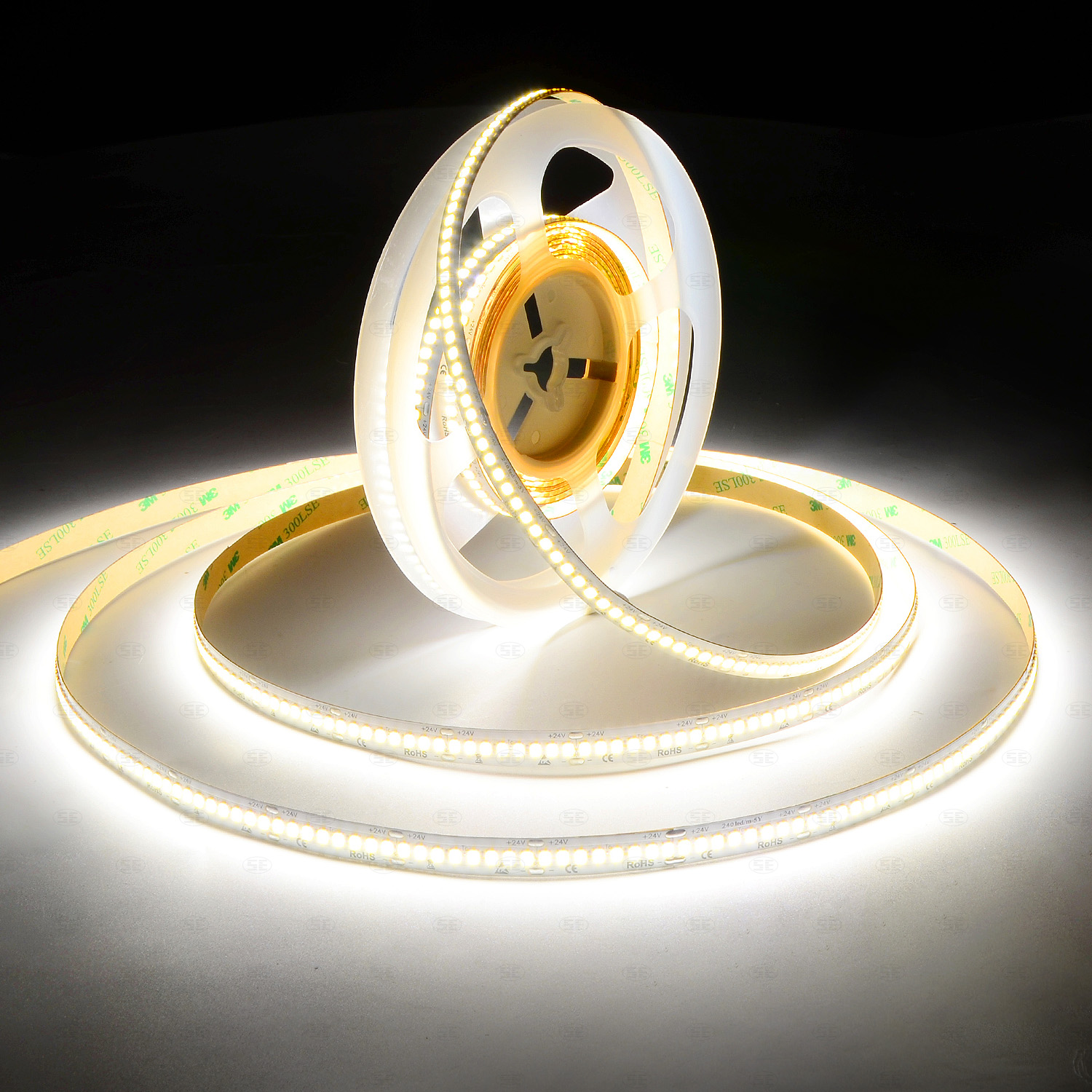 2835 LED Strip Lighting 5Years Warranty 240LEDs 175LM/W