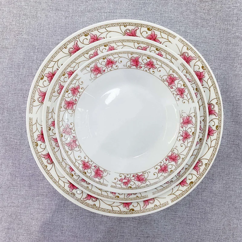 Dinner plate