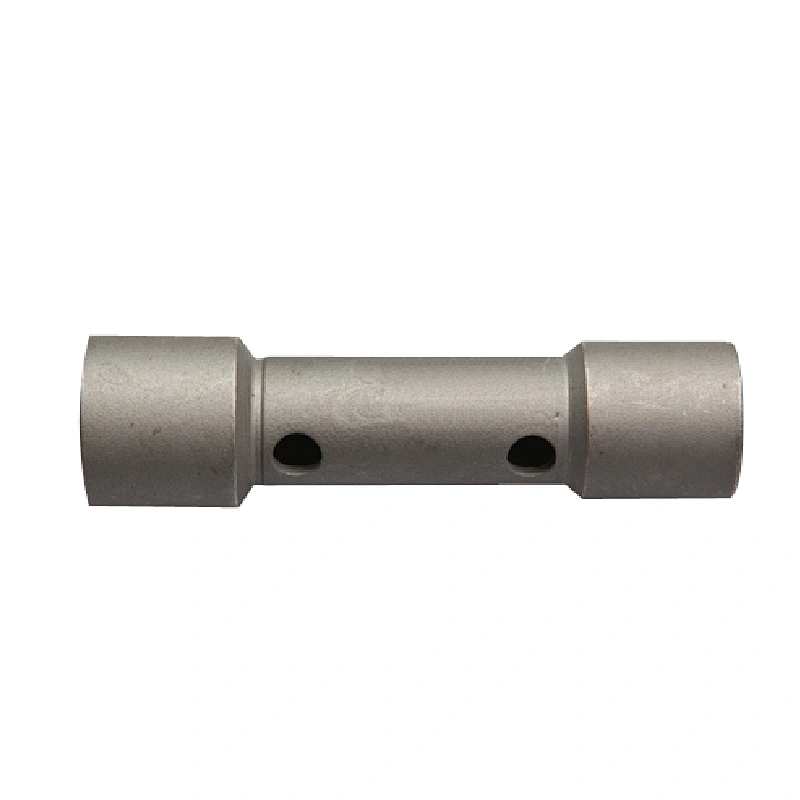 Spark plug wrench