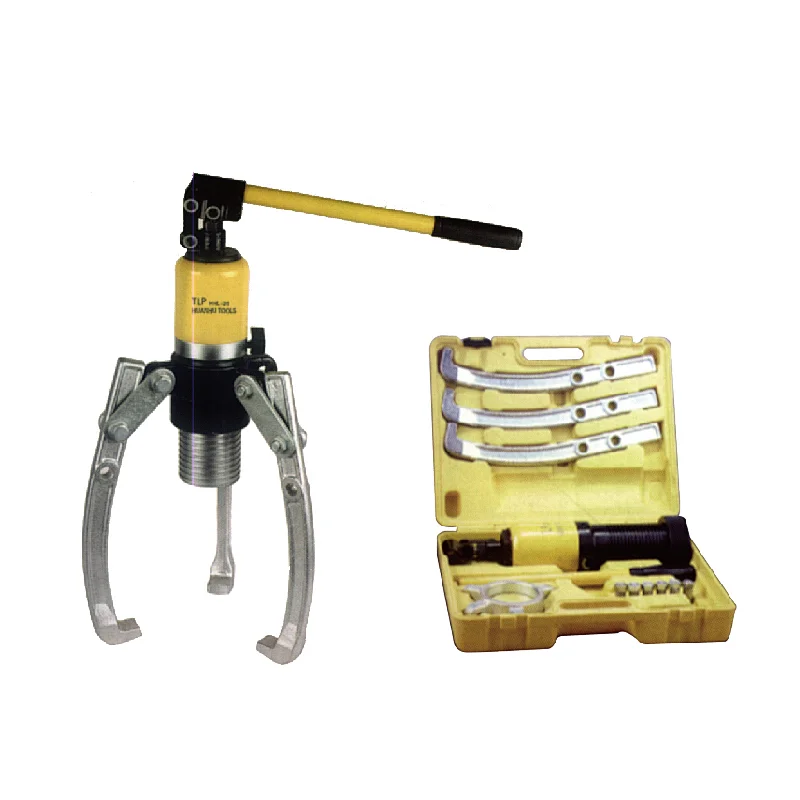 Integral hydraulic grear puller