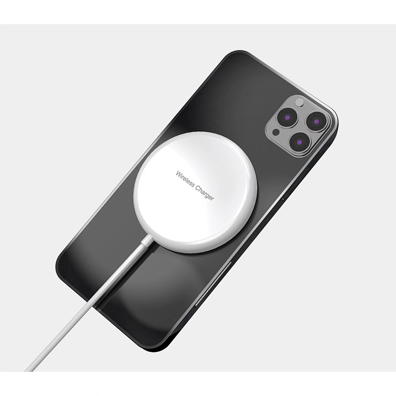 2020 Newest Headset Wireless Charging Station for iPhone Magnet Magsafe Wireless Charger 15W Wireless Charger