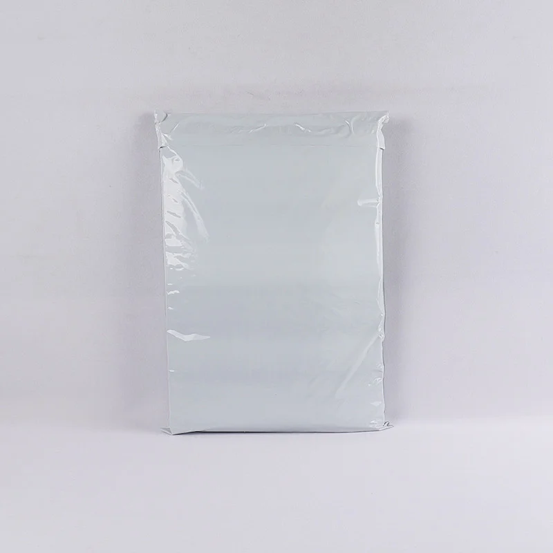 High Quality white poly mailer Waterproof mailing bags Strong Self Adhesive Tape shipping bags for clothing