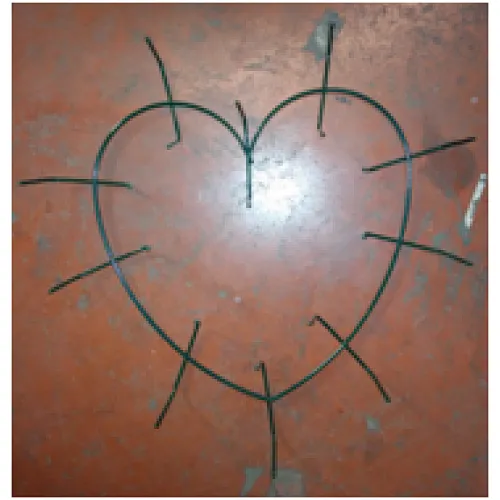 10" heart-shaped ring