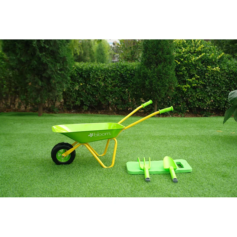 KID'S WHEELBARROW