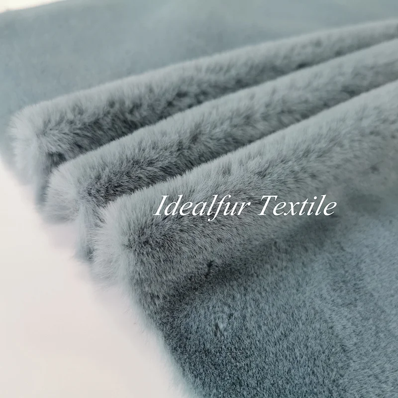 Hot Sell 100% Polyester Rabbit Faux Fur Fabric For Textiles