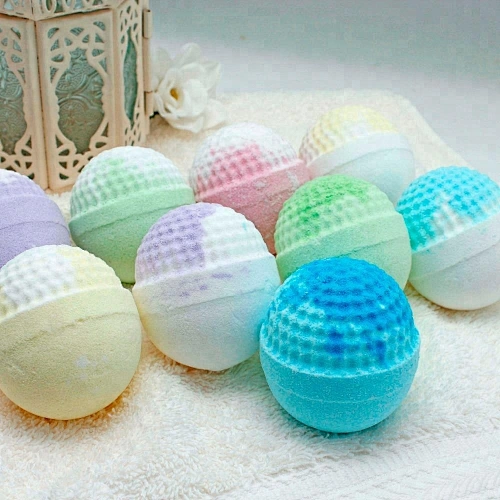 Natural colorful SPA skin whitening gift set OEM bubble bath bomb