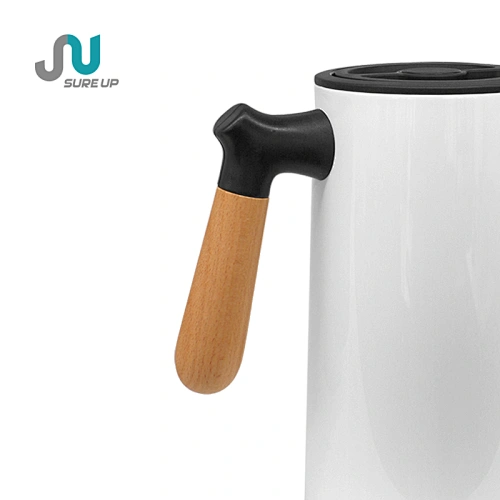 handle of vacuum jug
