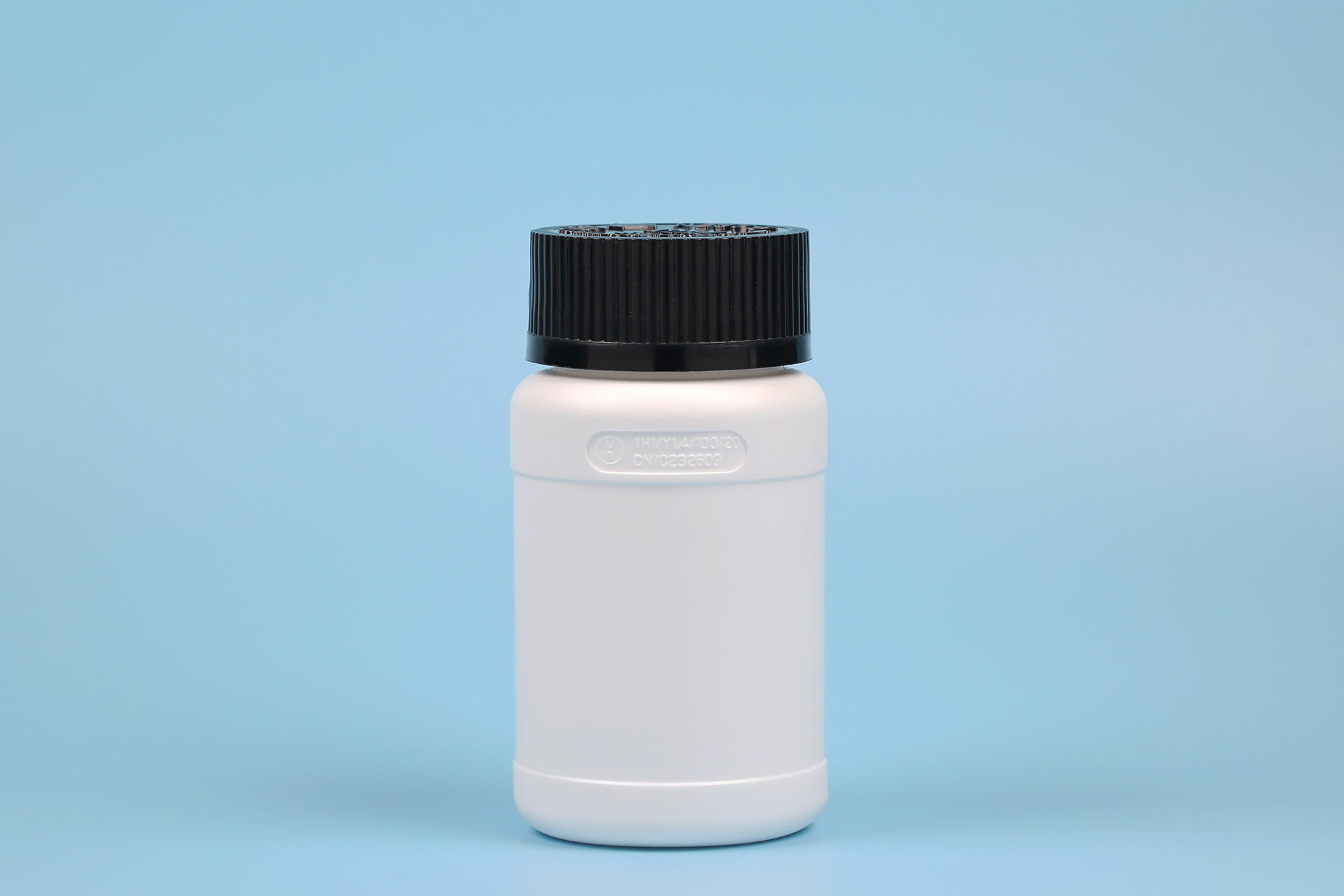 Factory Direct Sales 50ml 100ml 200ml 250ml 500ml 1L White COEX Cosmetic Bottle