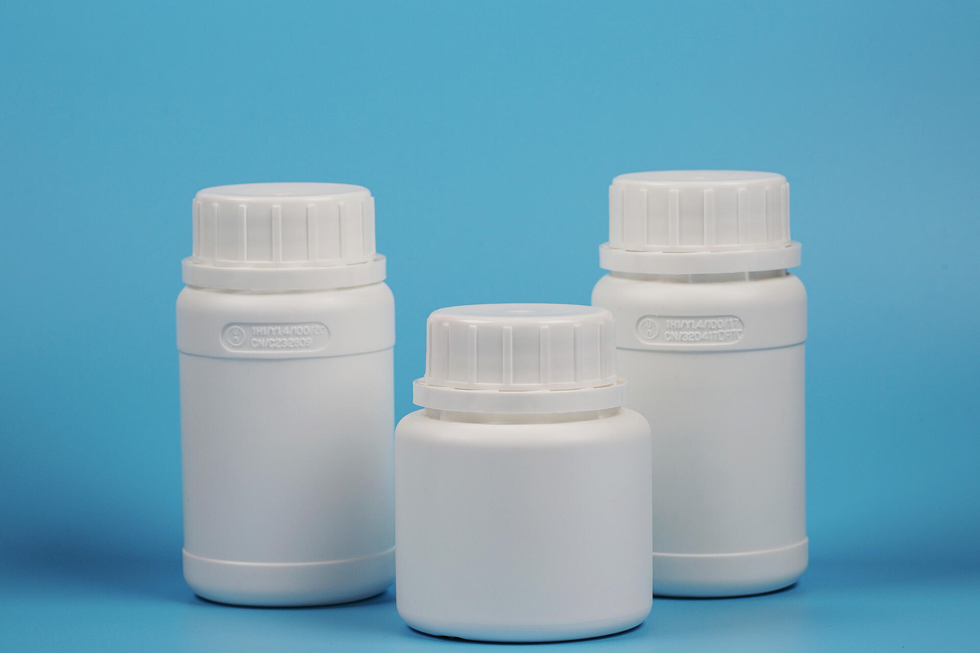 Factory Direct Sales 50ml 100ml 200ml 250ml 500ml 1L White COEX Cosmetic Bottle