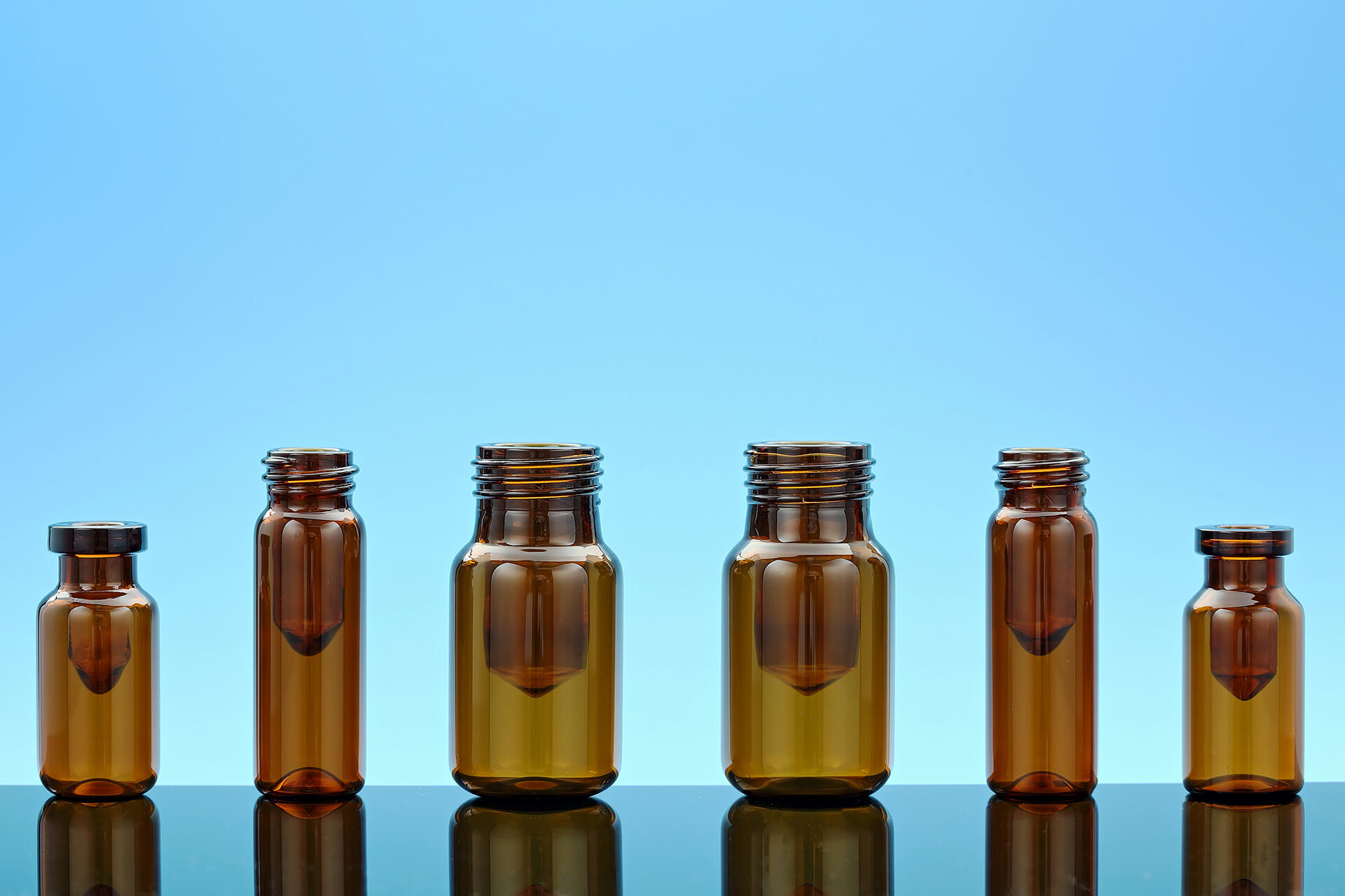 Clear or Amber Empty Glass Bottle Vial for Medical or Cosmetic