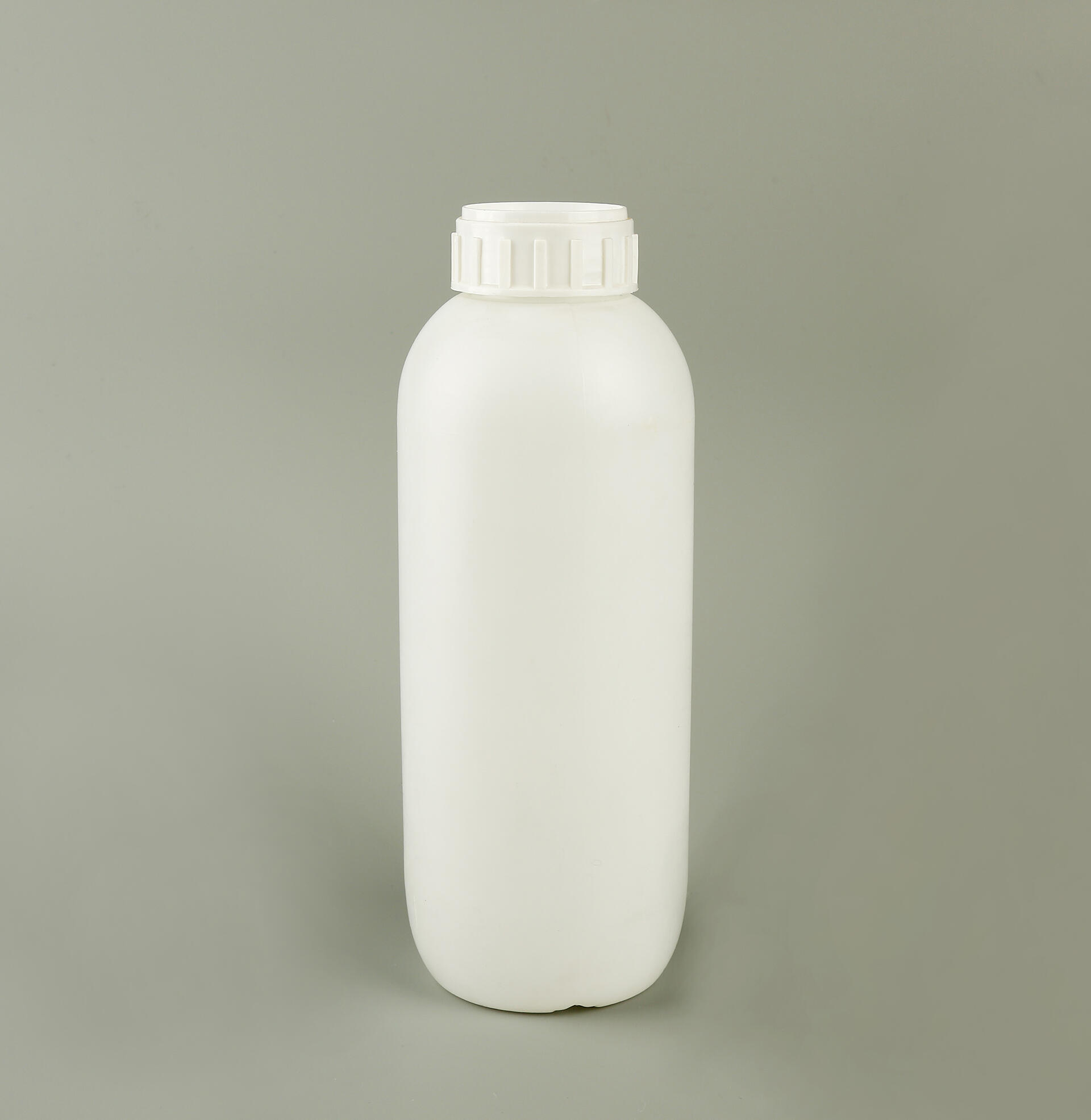 Round And Seal Handle Hdpe Plastic Bottle