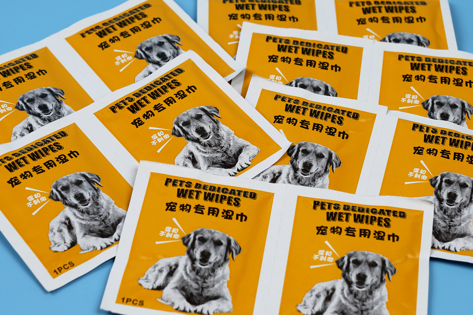 dog wet wipe