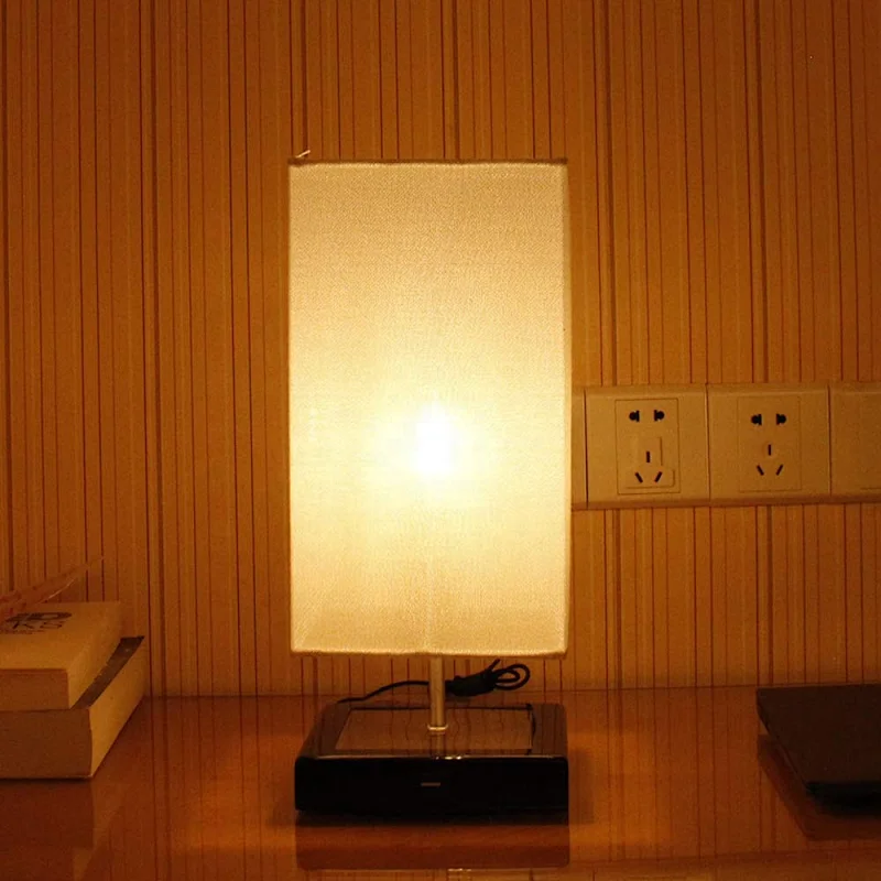 residential application one USB charging port desk lamp led