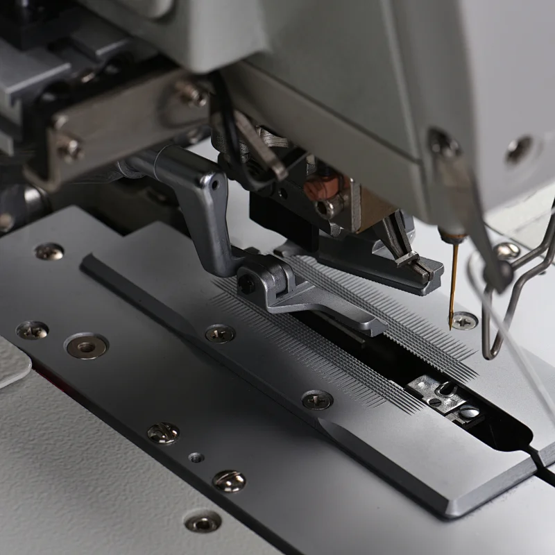 KL-588 Electronic Eyelet Button Holing Sewing Machine With Double Trimmer