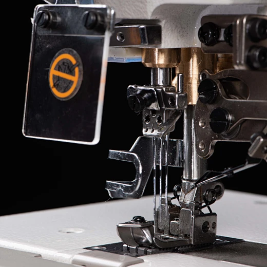flat stitch sewing machine