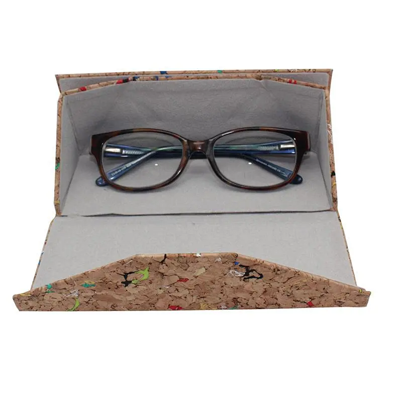 Boshiho vegan products carrying cork fashion case eyewear