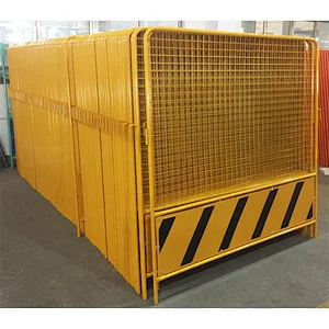 Safety Fence Yellow Powder Coating 1800x1800mm Chain Link Fencing With Feet