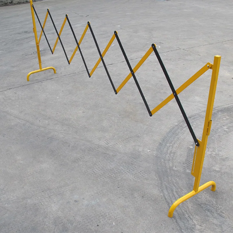 Superguard 2800mm Yellow/Black Trellis Expandable Security Barrier with Bridge Feet