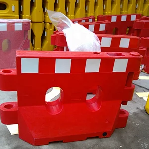 Classic 1.5 Meter Red Wonderwall Traffic Safety Barriers/Plastic Water Filled Crowd Control Barrier  for highway