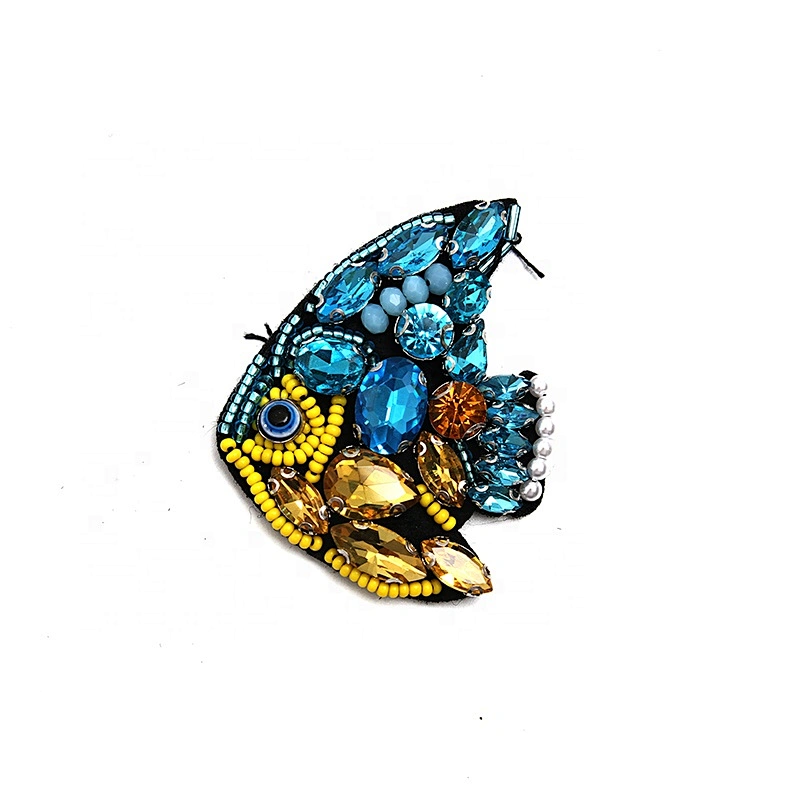 Christmas Cherry Flower Decorative Sew on Rhinestone Beaded Patches Wholesale patches for clothing