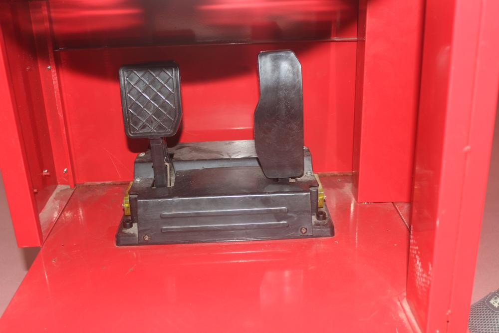 arcade video games racing car