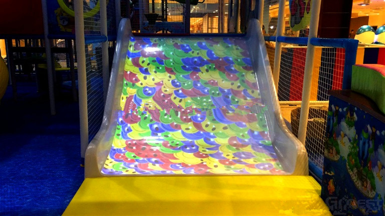 kids interactive slide