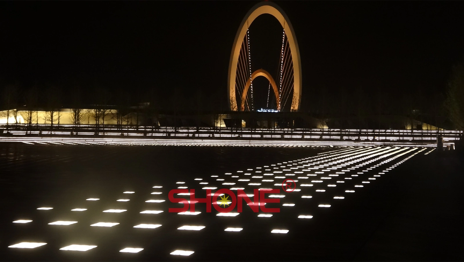 南京青奥体育公园 - LED发光砖 - 先朗照明