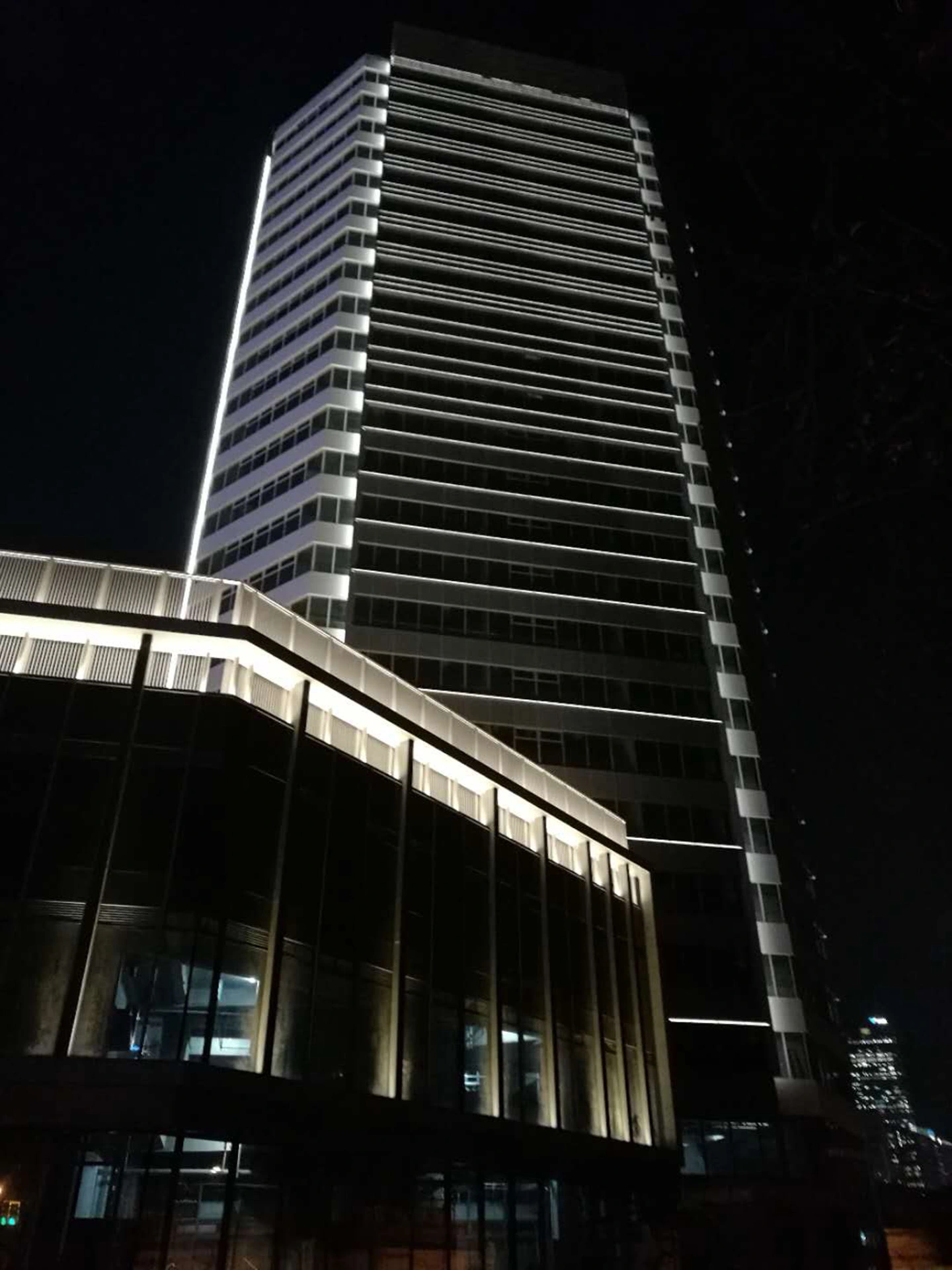 Shanghai Xisiwenli - LED linear light - Shone Lighting