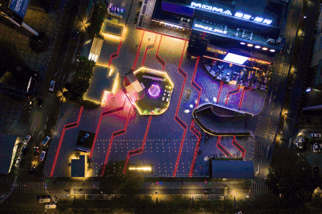 嘉宏振兴中心广场 - LED发光砖 - 先朗照明