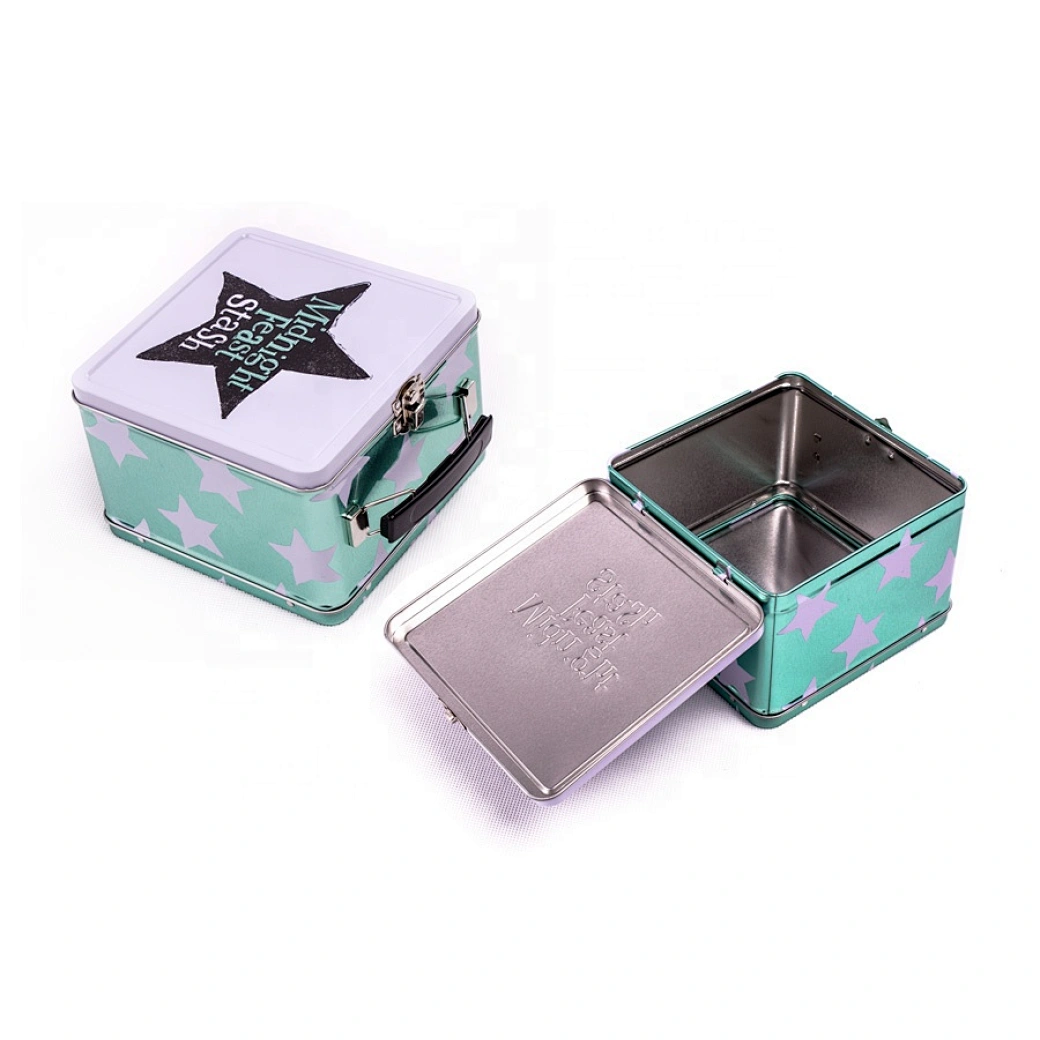 Pack your lunch in our sturdy and stylish lunch tins. Available in a variety of designs and sizes, perfect for on-the-go.