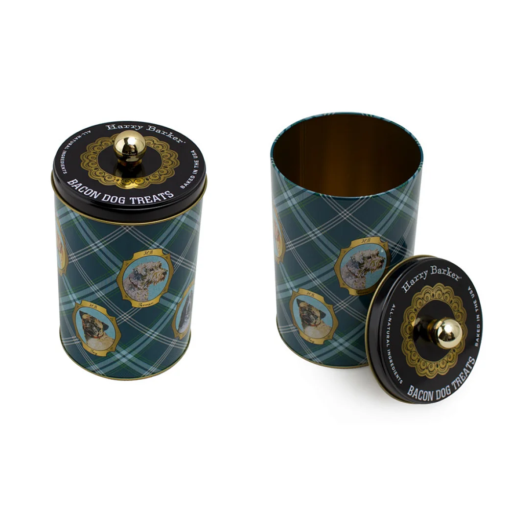 Tin cookie containers are a great way to store and transport your baked goods. They come in a variety of sizes and shapes, making them perfect for different kinds of treats.