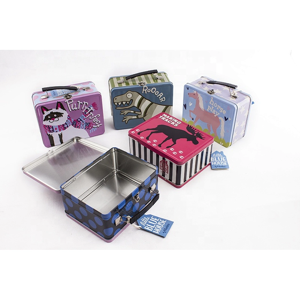 Pack your lunch in our sturdy and stylish lunch tins. Available in a variety of designs and sizes, perfect for on-the-go.